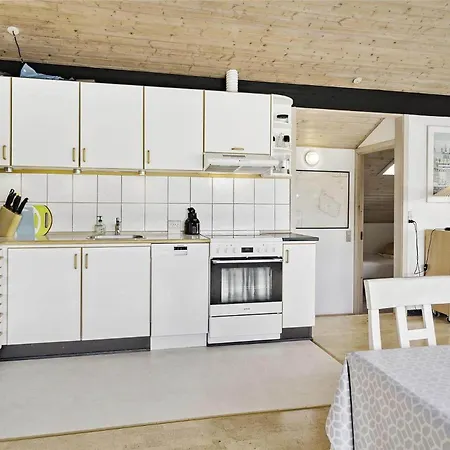 6623-allinge-markvejen-47 בית נופש